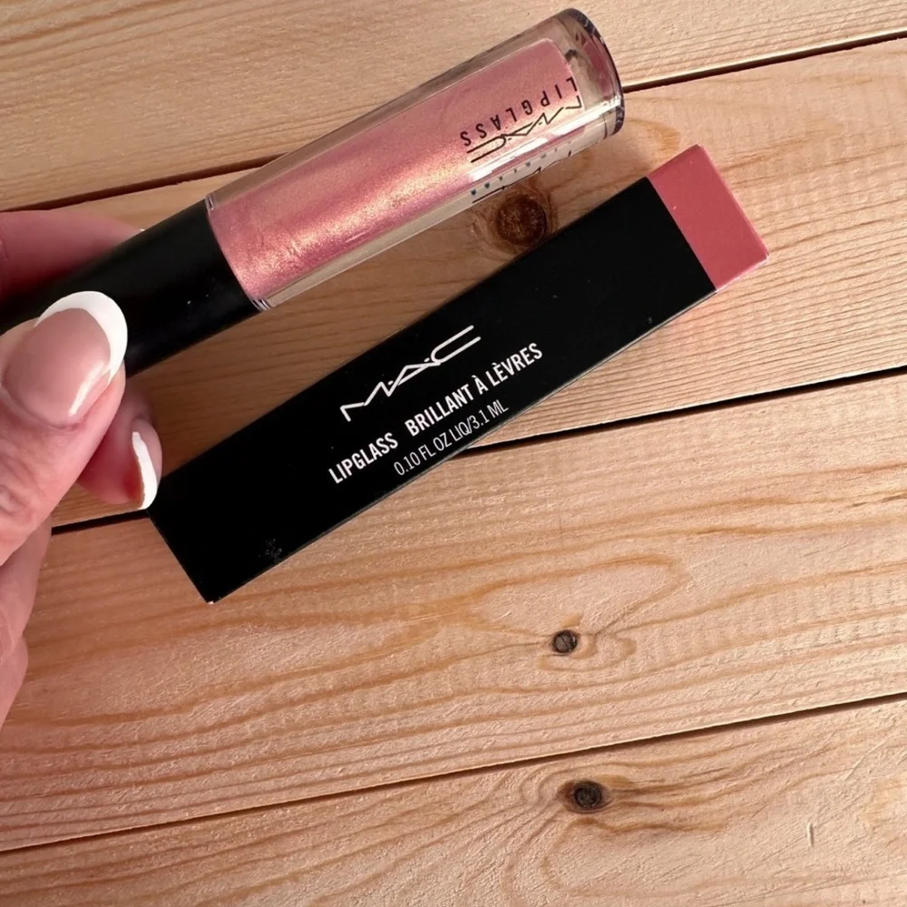 MAC Lipglass High Shine Lip Gloss - Nymphette - Picture 3 of 7